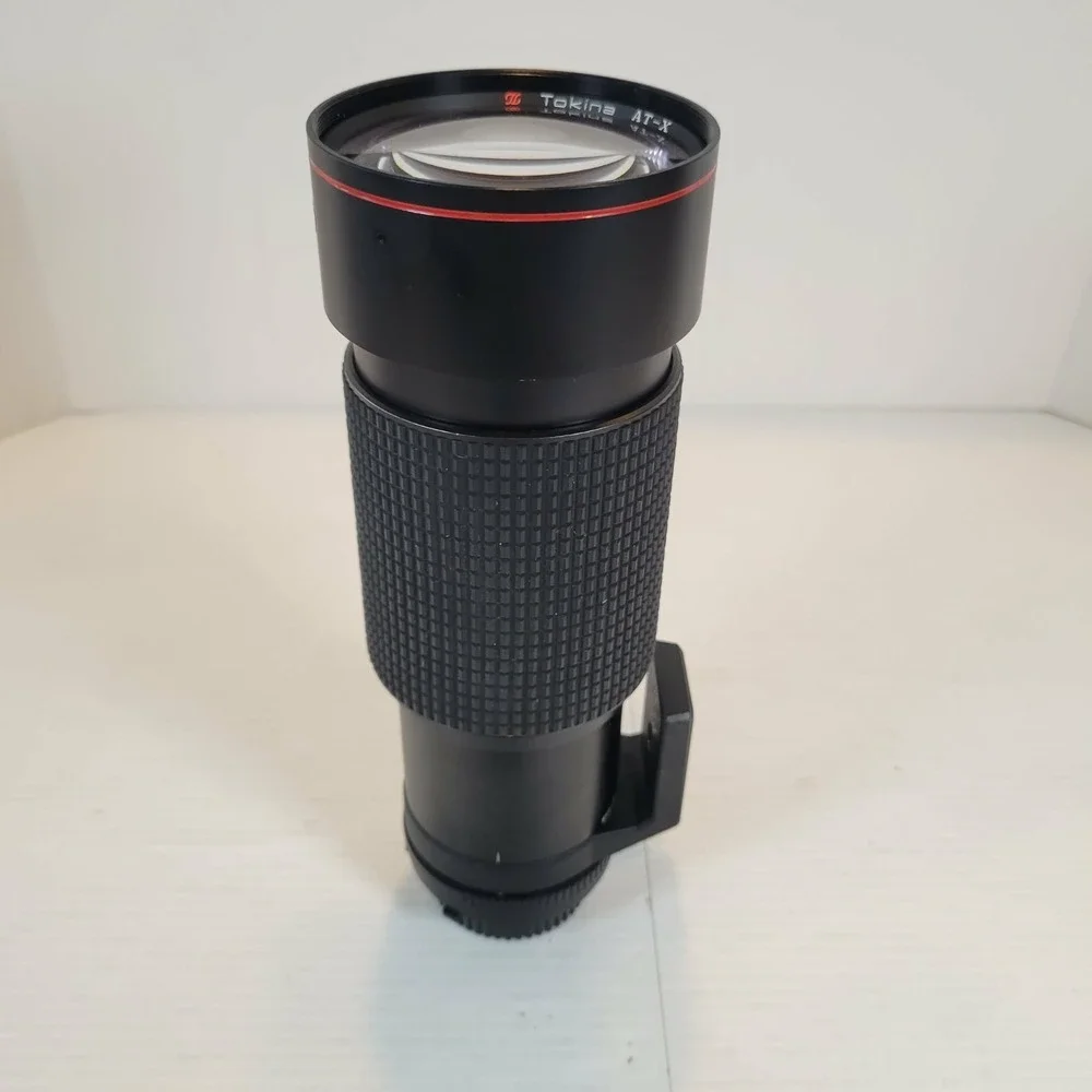 Tokina MF 100-300mm f4 AT-X SD Telephoto Zoom Lens for Minolta MD / MC w Case